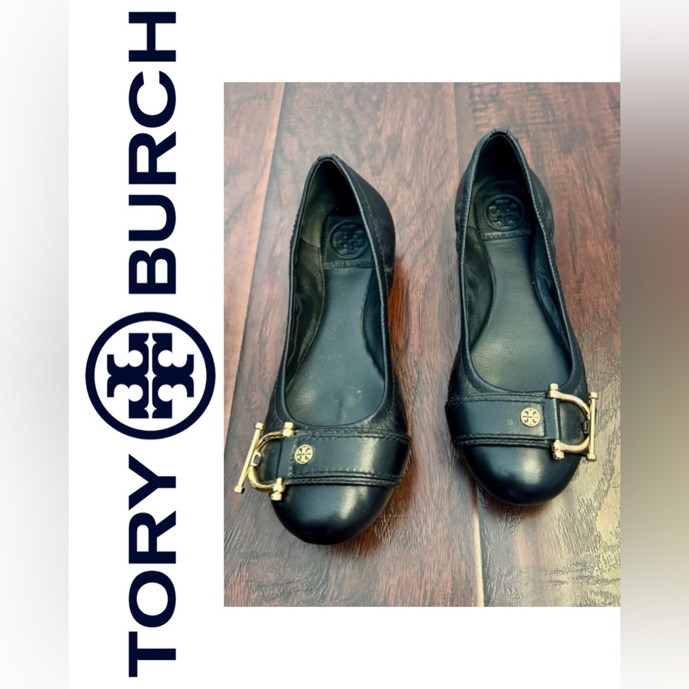 Like New! TORY BURCH Noel Black Leather Ballet Flats with Gold Buckle. Size 8M